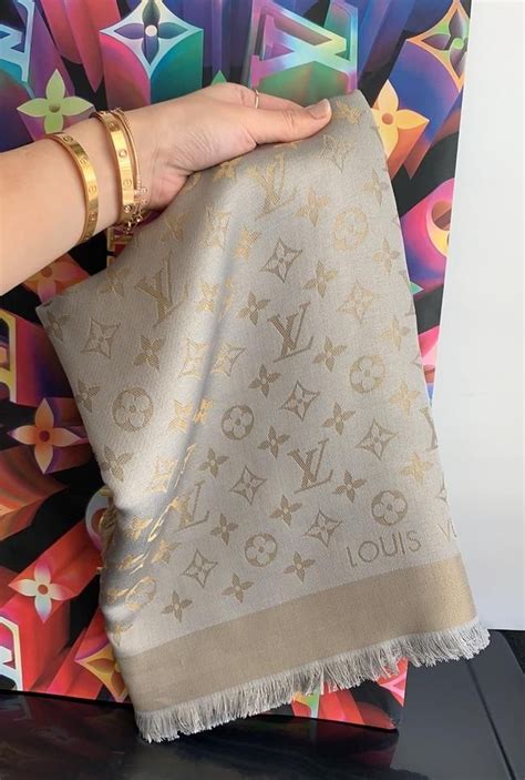 lv shawl scarf